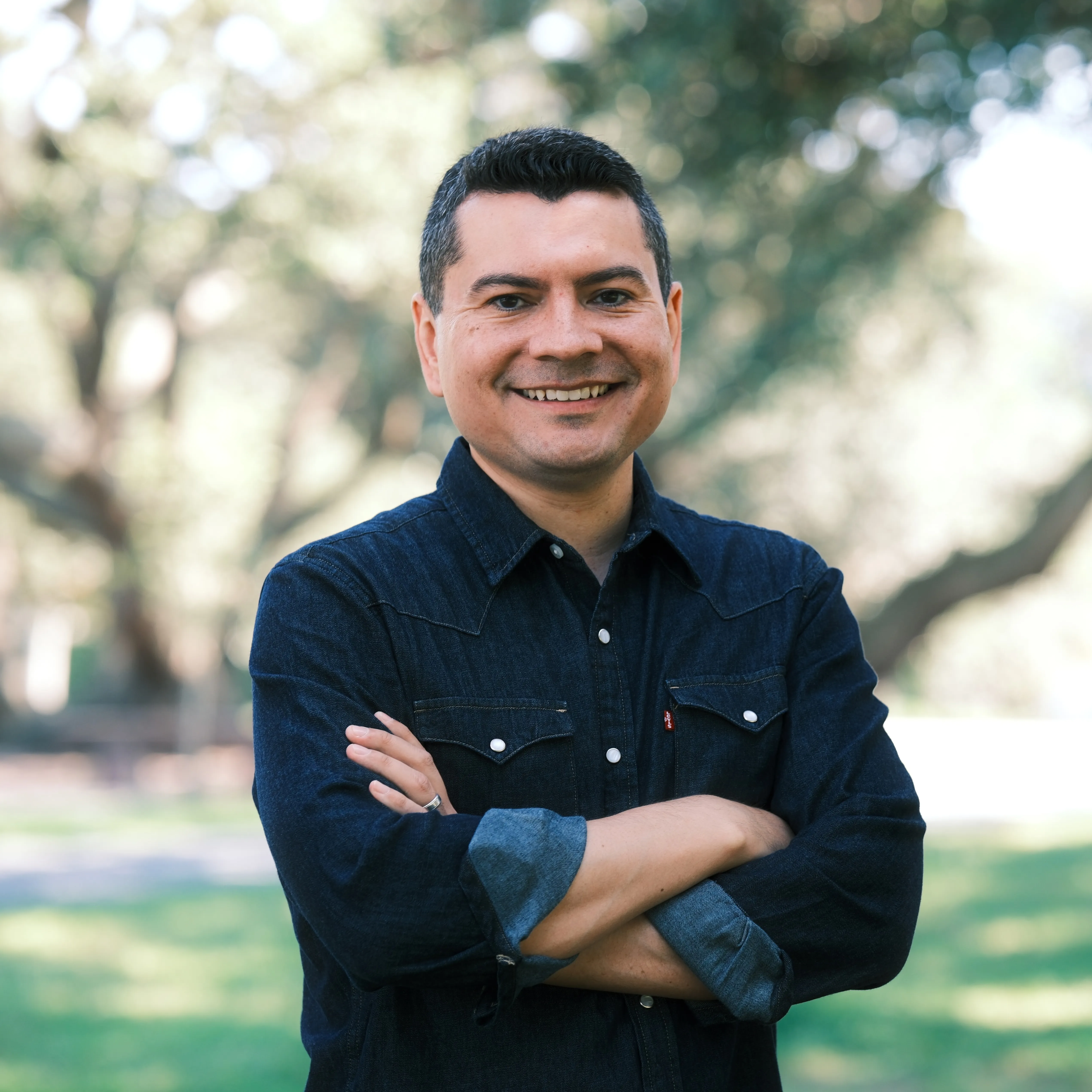 Delegate Phil Hernandez